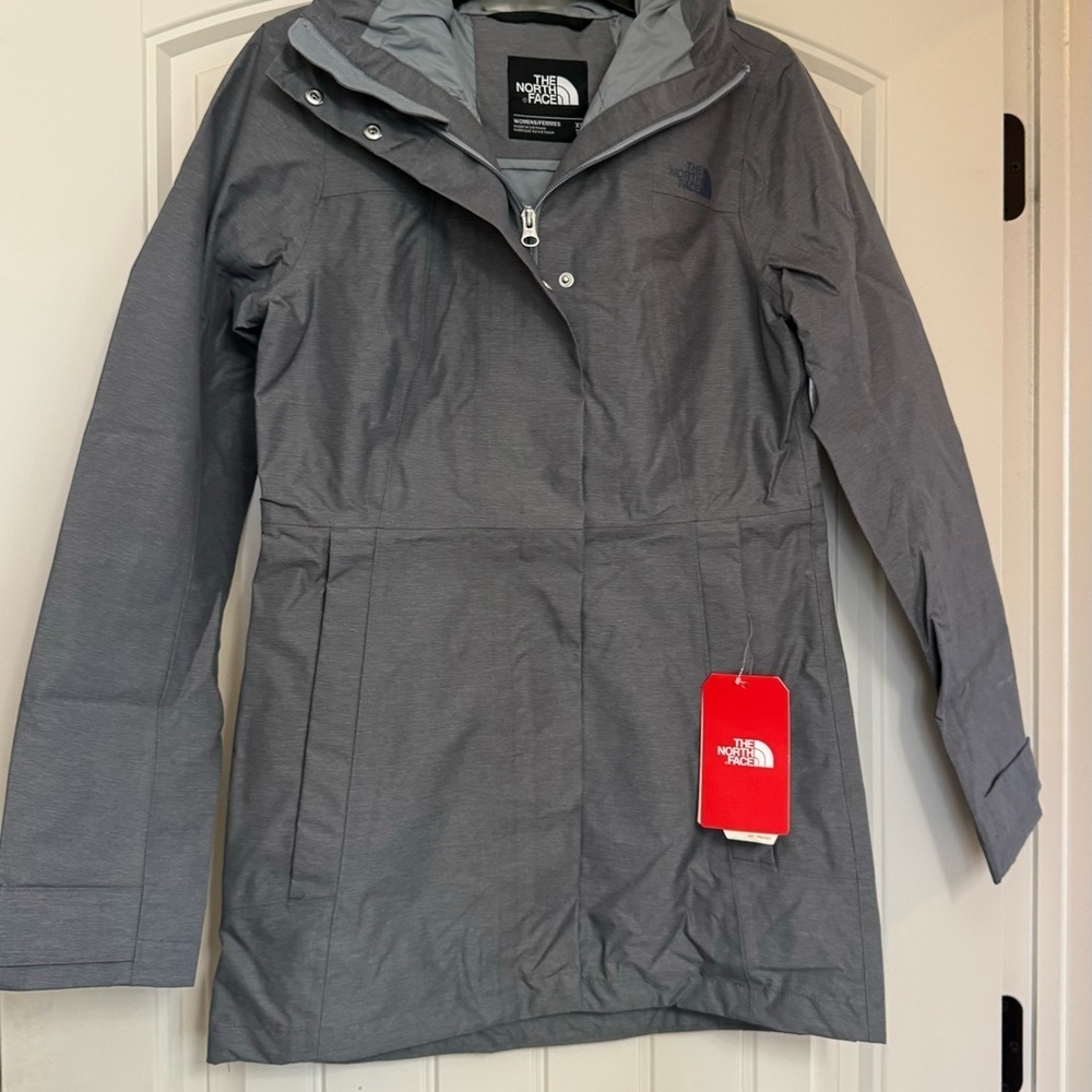 New The North Face Women’s Coat
